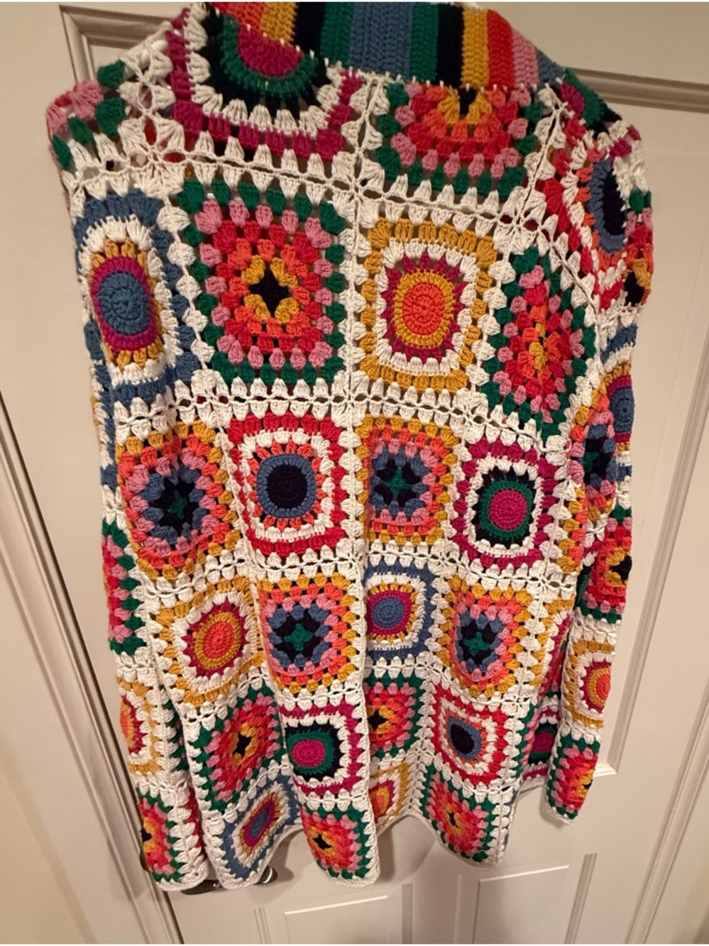 Farm Rio Multicolor Crochet Cardigan Sweater Size Large - Picture 5 of 6